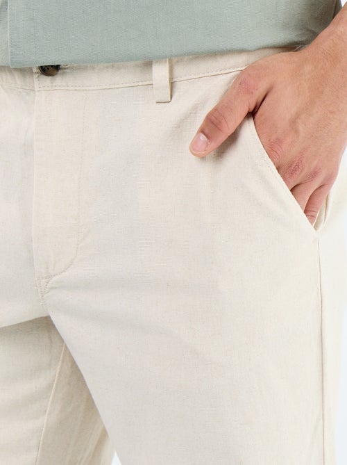 Effen chino met standaard taille - Kiabi