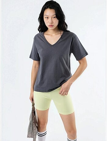 Effen gebreid t-shirt met v-hals busem
