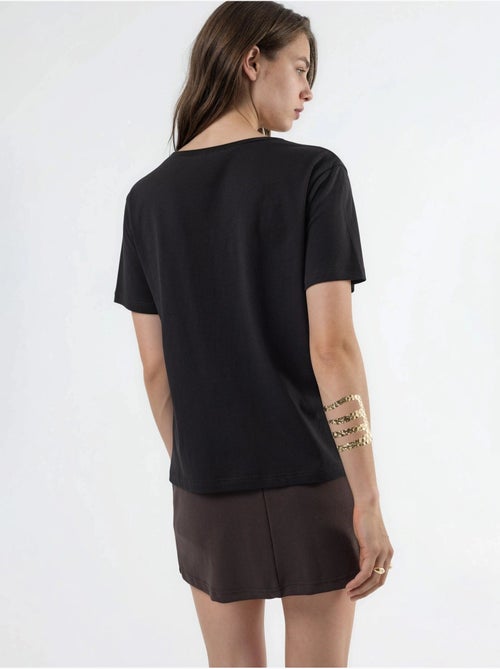Effen gebreid t-shirt met v-hals busem - Kiabi