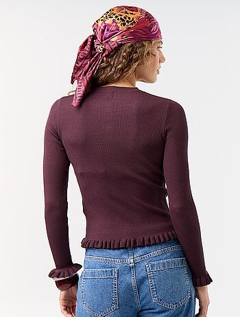 Effen geribbeld vest met ruchesafwerkingen