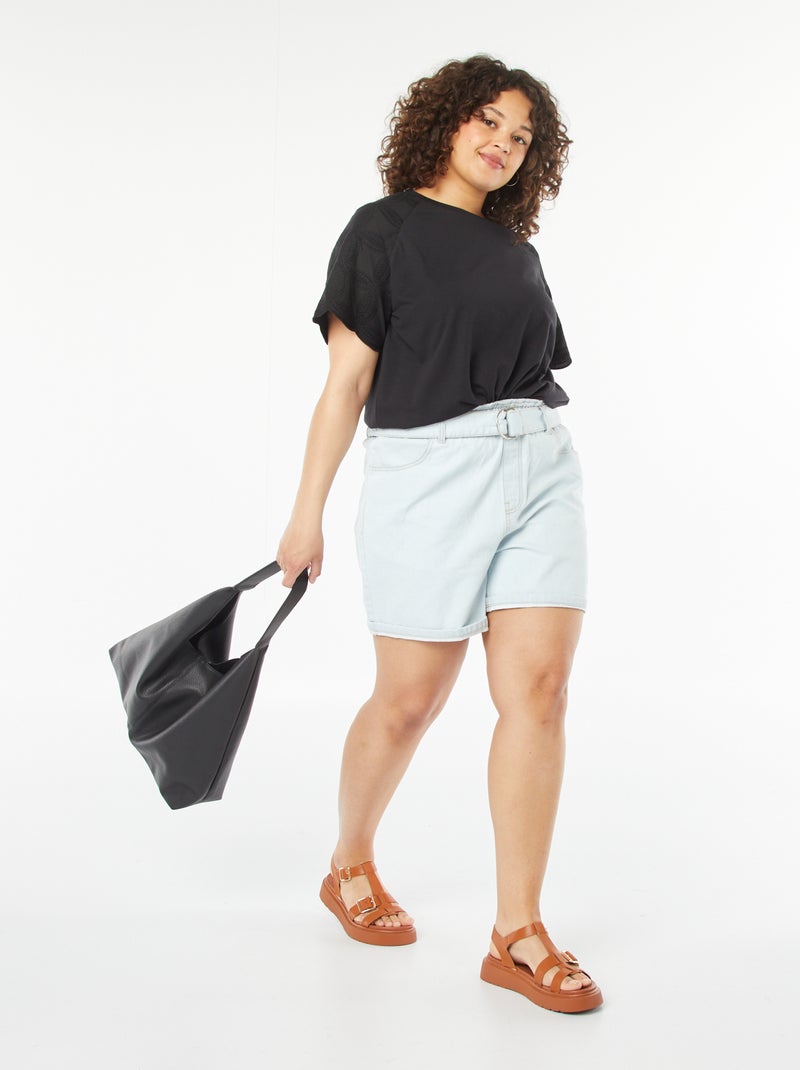 Effen jeansshort met riem BLAUW - Kiabi