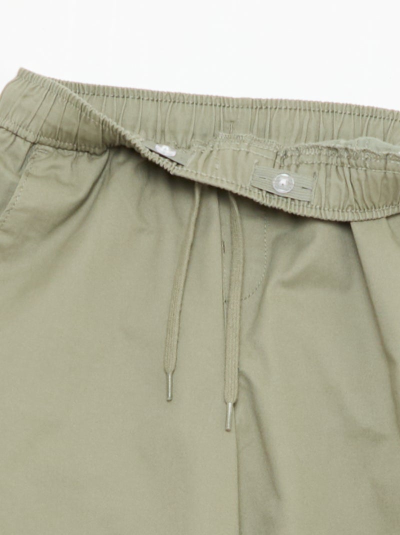 Effen jogger met boorden Groen - Kiabi