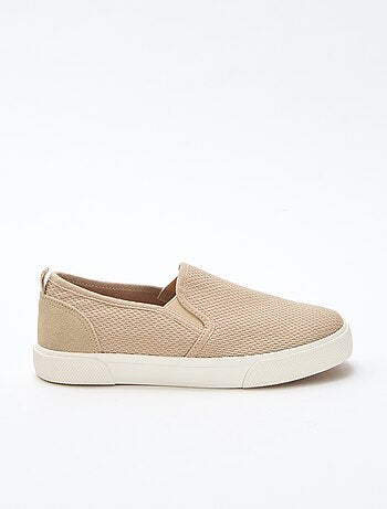 Effen lage sneakers van mesh | Slip-onmodel