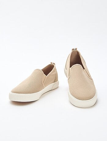 Effen lage sneakers van mesh | Slip-onmodel