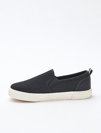 Effen lage sneakers van mesh | Slip-onmodel
