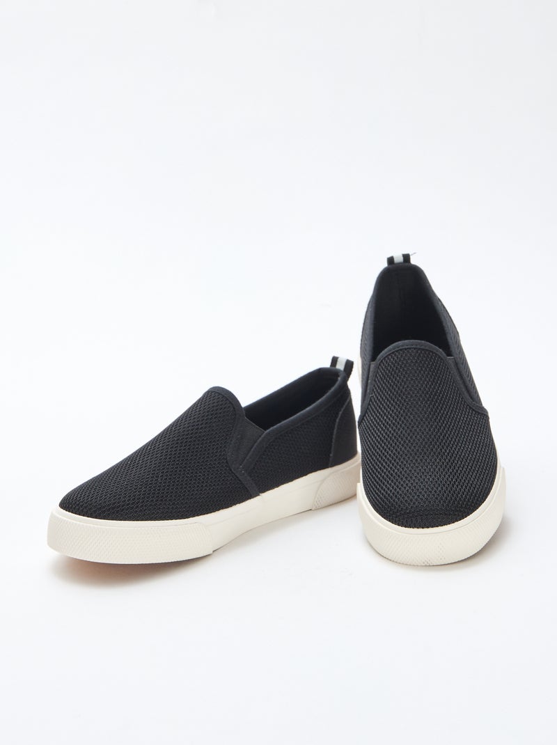Effen lage sneakers van mesh | Slip-onmodel Zwart - Kiabi