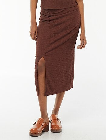 Effen lange rok van gekreukte stof