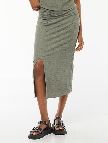 Effen lange rok van gekreukte stof