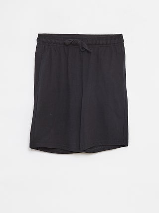 Effen short van lichte spijkerstof met 2 zakken