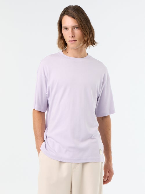 Effen T-shirt met korte mouwen en ronde hals - Kiabi Effen T-shirt met korte mouwen en ronde hals - Kiabi