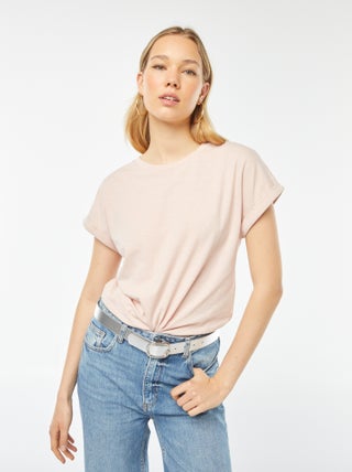 Effen T-shirt met ronde hals en korte mouw met omgeslagen boordje