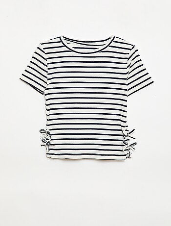 Effen T-shirt met sierknopen