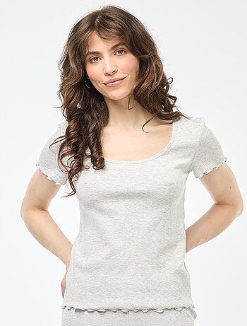 Effen T-shirt van ribtricot met korte mouw