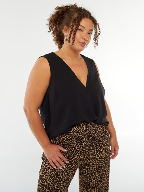 Effen top met origineel stiksel aan de kraag - Kiabi