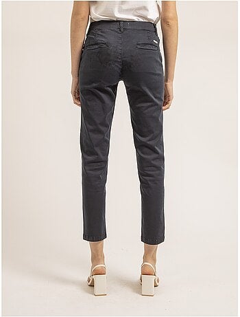 Eilyn slim fit chino broek