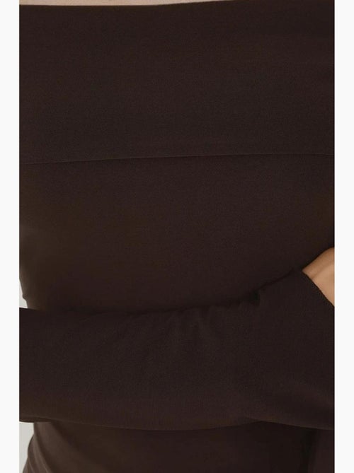 Elegante top met lange mouwen en boothals, slim fit hiccup - Kiabi Elegante top met lange mouwen en boothals, slim fit hiccup - Kiabi