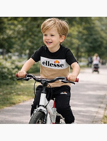 Ellesse - 2 T-shirts avec Pantalon de jogging