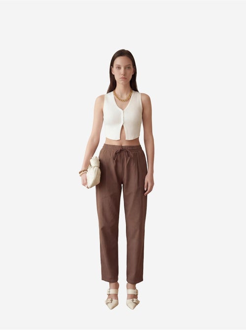 Enkel-lange broek met trekkoord in de taille en zak my fashion - Kiabi Enkel-lange broek met trekkoord in de taille en zak my fashion - Kiabi
