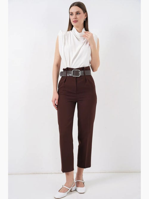 Enkelhoge rechte broek met strik bdart - Kiabi Enkelhoge rechte broek met strik bdart - Kiabi