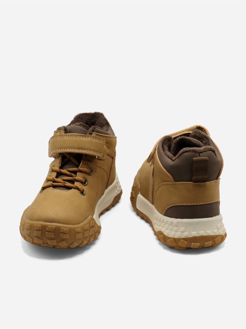 Enkelhoge schoenen met klittenbandsluiting Camel - Kiabi