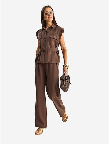 Ensemble blouse sans manches et pantalon large ceinturé lucci