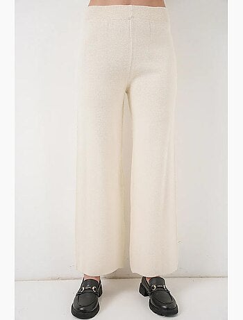 Ensemble cardigan côtelé à col en v et pantalon large bdart