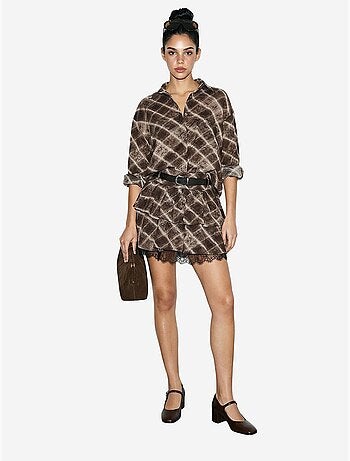 Ensemble chemise à carreaux oversize et jupe courte à jambes larges lucci
