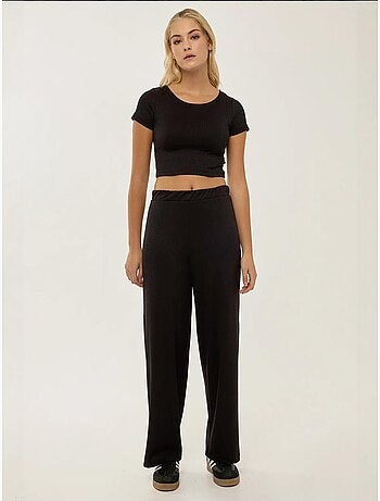 Ensemble chemise courte en tricot et pantalon à ceinture élastique