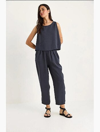 Ensemble chemisier à bretelles épaisses et pantalon à taille élastique en modal lucci
