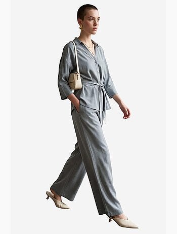Ensemble coordonné deux pièces en tissu fin avec col de chemise et détail cravate my fashion