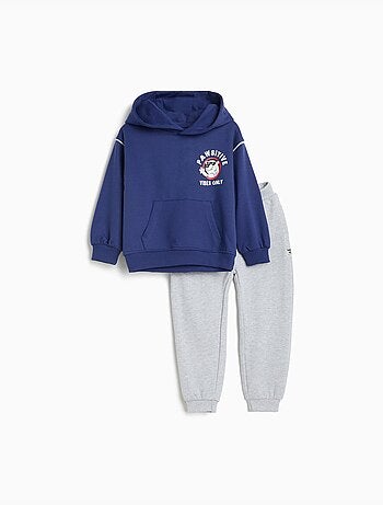 Ensemble de jogging, mo fashion