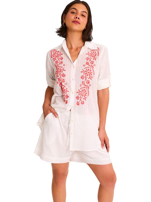 Ensemble de plage brodé short chemise complementos - Kiabi Ensemble de plage brodé short chemise complementos - Kiabi