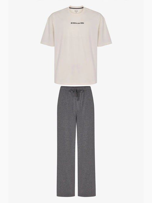 Ensemble de pyjama homme modern stone oversize à manches courtes penti - Kiabi Ensemble de pyjama homme modern stone oversize à manches courtes penti - Kiabi