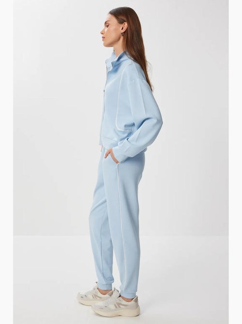 Ensemble de survêtement à manches longues et col zippé pour femme istanbul - Kiabi Ensemble de survêtement à manches longues et col zippé pour femme istanbul - Kiabi