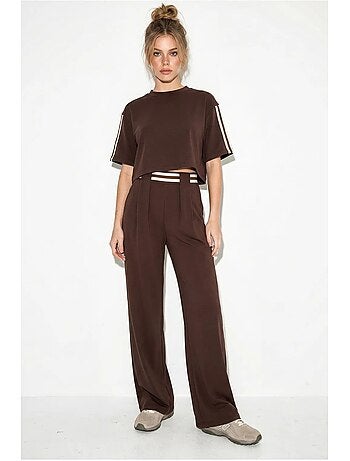 Ensemble deux pièces avec t-shirt col rond et pantalon large lucci