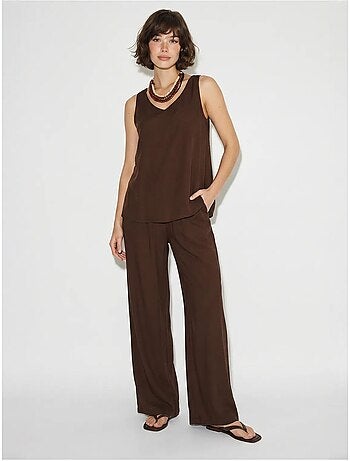 Ensemble deux pièces : chemisier à bretelles et col en v, pantalon palazzo lucci