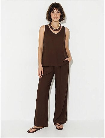 Ensemble deux pièces : chemisier à bretelles et col en v, pantalon palazzo lucci