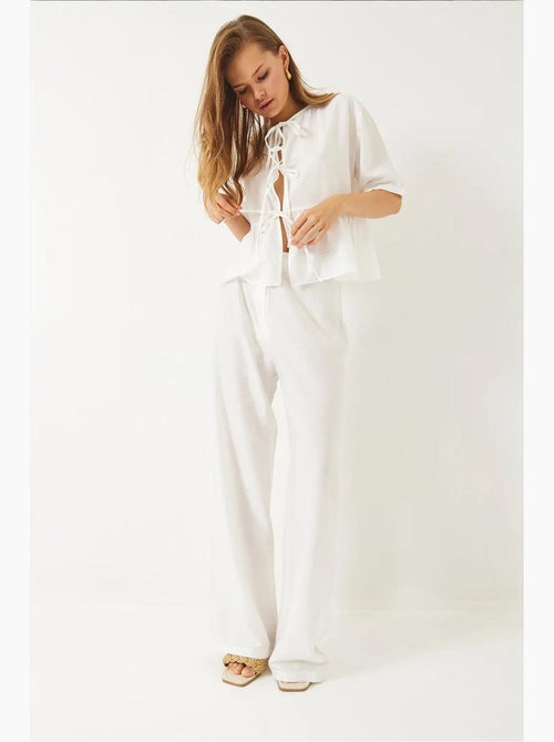 Ensemble deux pièces chemisier et pantalon à manches courtes avec détails noués lucci - Kiabi