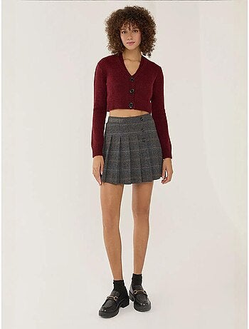 Ensemble deux pièces en tricot à col en V et détails boutonnés