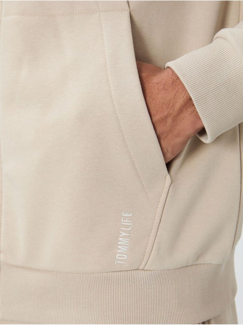 Ensemble homme sweat à capuche et pantalon tommy - Kiabi Ensemble homme sweat à capuche et pantalon tommy - Kiabi