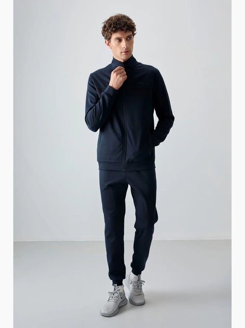 Ensemble homme sweat et pantalon à blocs de couleur tommy - Kiabi Ensemble homme sweat et pantalon à blocs de couleur tommy - Kiabi