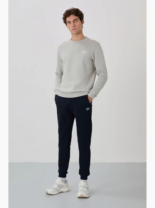 Ensemble homme sweat et pantalon à col rond manches longues tommy - Kiabi
