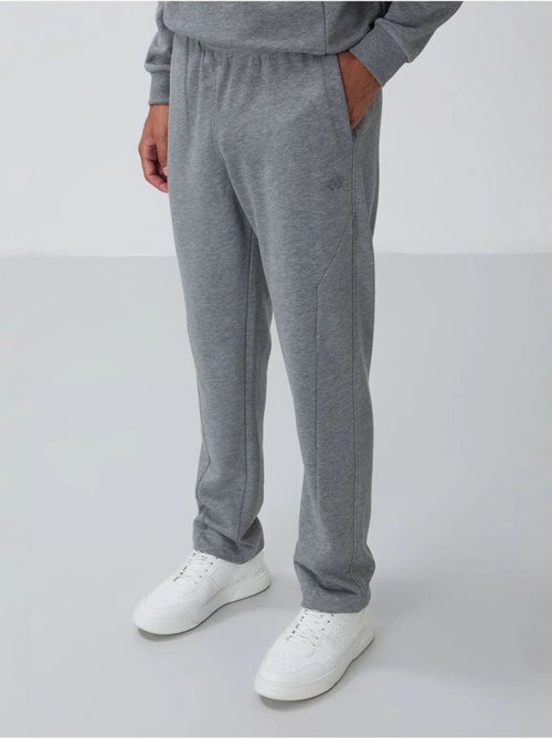 Ensemble homme sweat et pantalon en molleton coton mélangé tommy - Kiabi Ensemble homme sweat et pantalon en molleton coton mélangé tommy - Kiabi