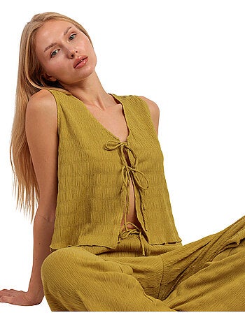 Ensemble pantalon et top sans manches halter style