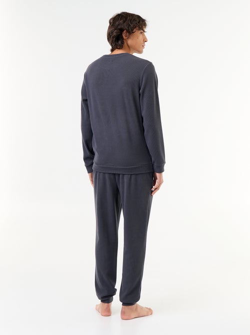 Ensemble pyjama long t-shirt + pantalon gaufrés - 2 pièces - Kiabi