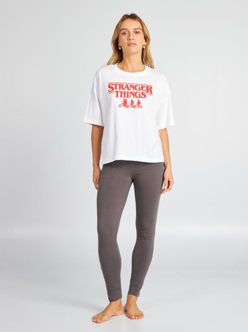 Ensemble pyjama 'Stranger Thing' t-shirt + legging - 2 pièces - Kiabi