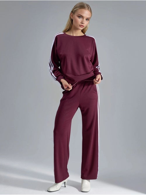 Ensemble sweat-shirt rayé à col rond et pantalon droit hiccup - Kiabi