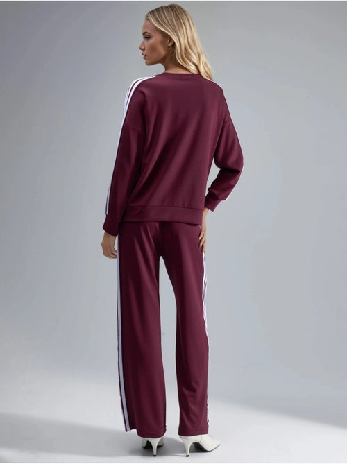 Ensemble sweat-shirt rayé à col rond et pantalon droit hiccup - Kiabi