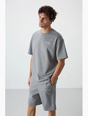 Ensemble t-shirt et short oversize tommy