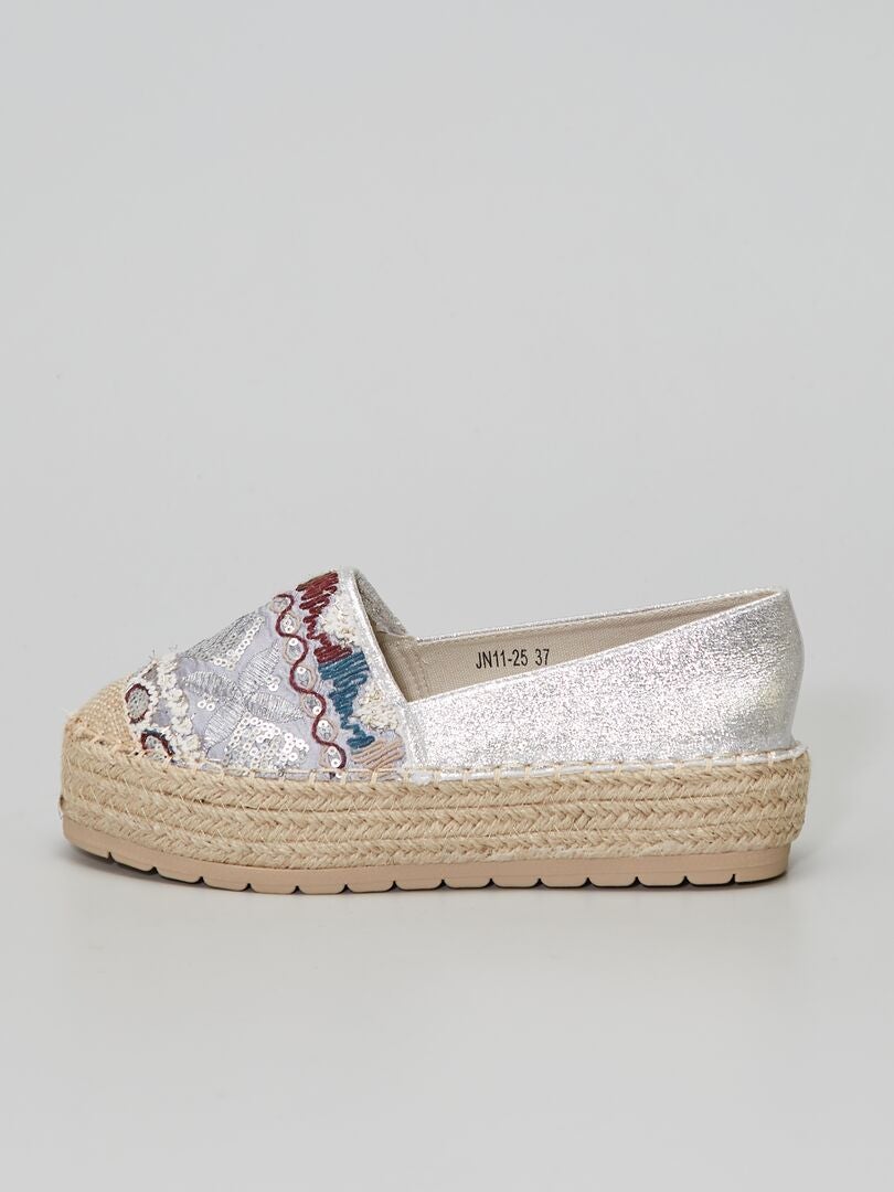 Espadrilles met dikke zolen - Beige - Kiabi - 16.00€